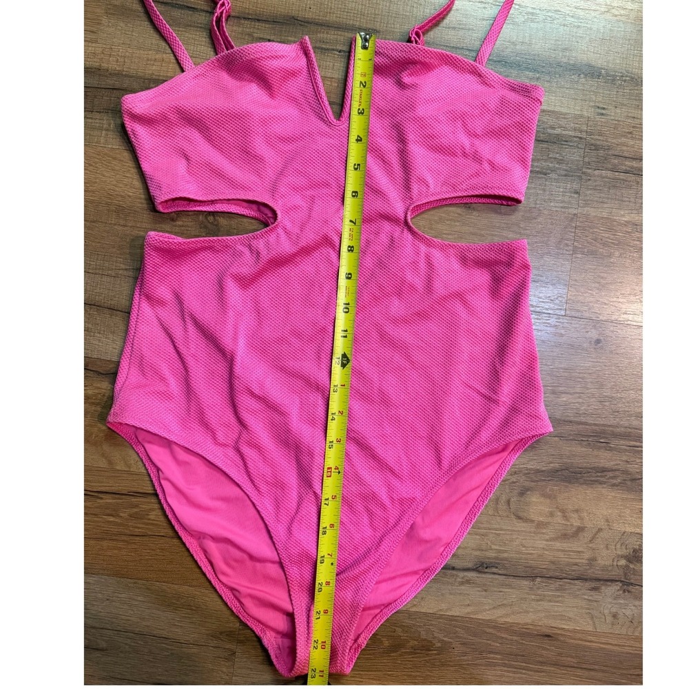 Aerie One Piece Swimsuit Pink Cut Out Textured Real Good Barbiecore Size L - Picture 4 of 6